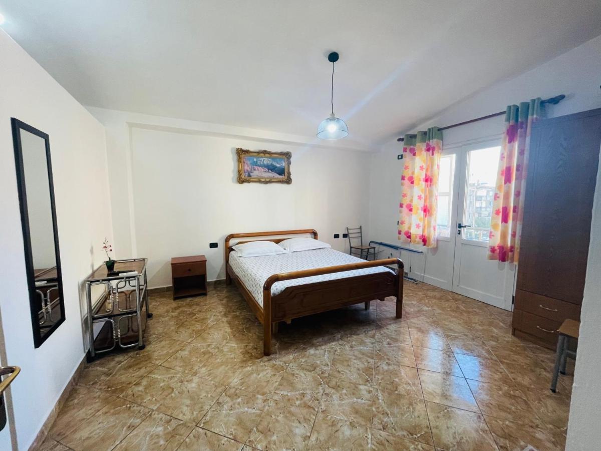 אוריקום Jazoj Family Hotel מראה חיצוני תמונה