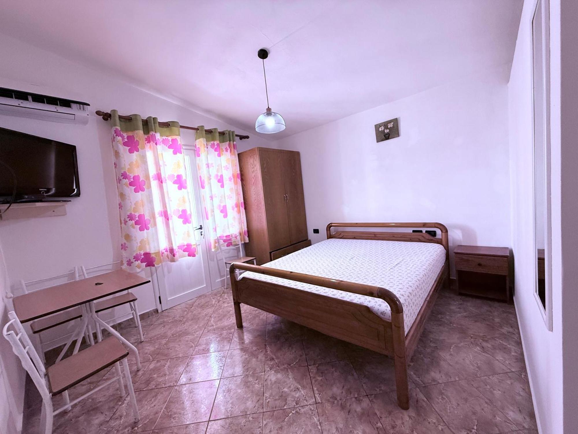 אוריקום Jazoj Family Hotel מראה חיצוני תמונה