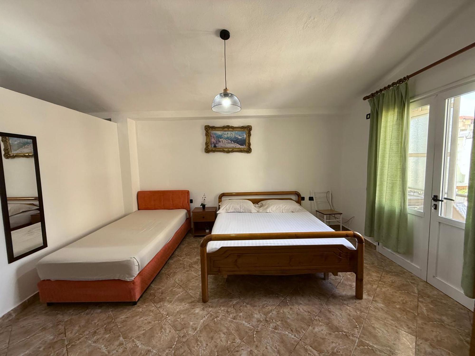 אוריקום Jazoj Family Hotel מראה חיצוני תמונה